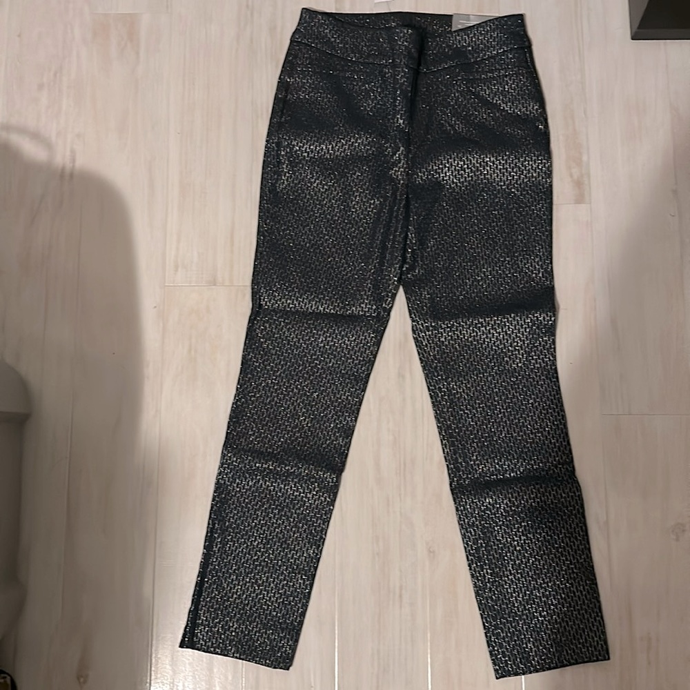 CHICO’S- Women- US 2R.